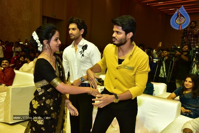 Baby Movie Celebrations @ Chiru - 19 / 79 photos