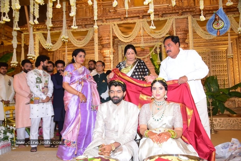 Suhasini Son wedding Photos - 5 / 7 photos