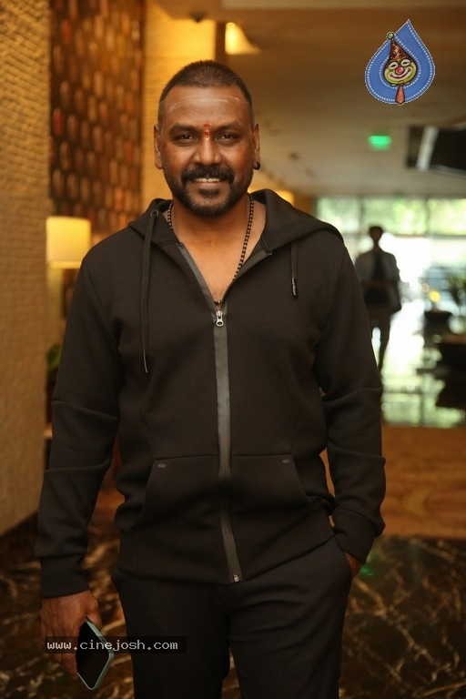 Chandramukhi 2 Movie Press Meet - 7 / 21 photos