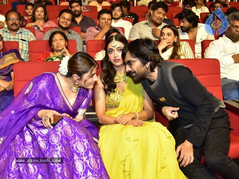 Tiger Nageswara Rao Pre-Release Event - 10 / 62 photos