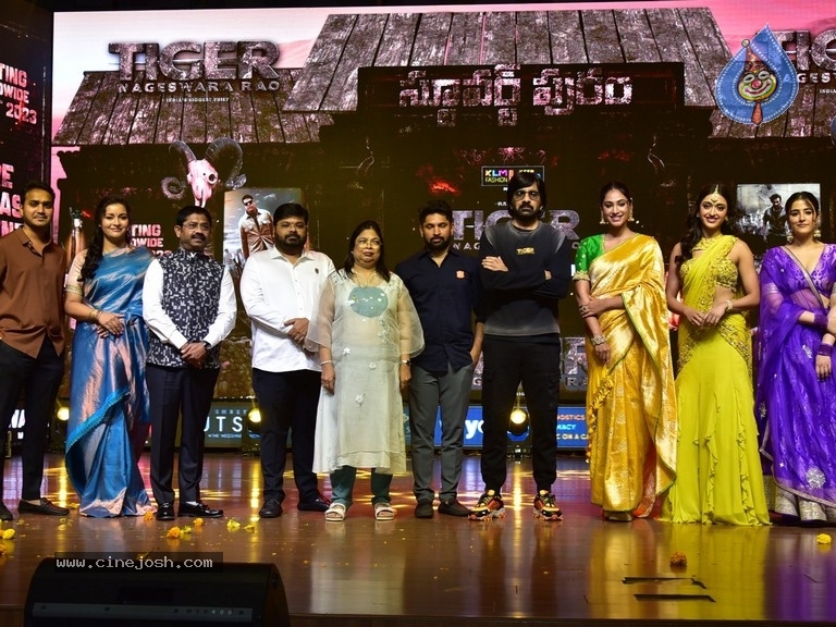 Tiger Nageswara Rao Pre-Release Event - 14 / 62 photos
