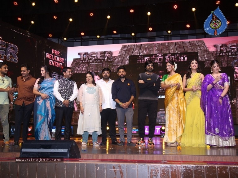 Tiger Nageswara Rao Pre-Release Event - 24 / 62 photos