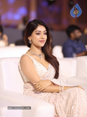 Anu Emmanuel Photo - 18 of 20