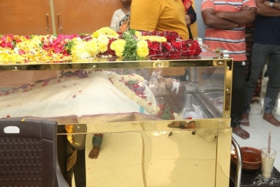 Celebs Pay homage to Chandra Mohan  - 4 of 24