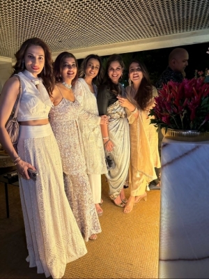 Charan - Upasana hosted Diwali party  - 1 of 6