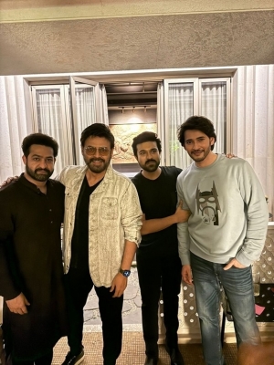 Charan - Upasana hosted Diwali party  - 4 of 6