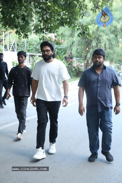 Tollywood Celebs Cast Their Votes - 13 / 60 photos