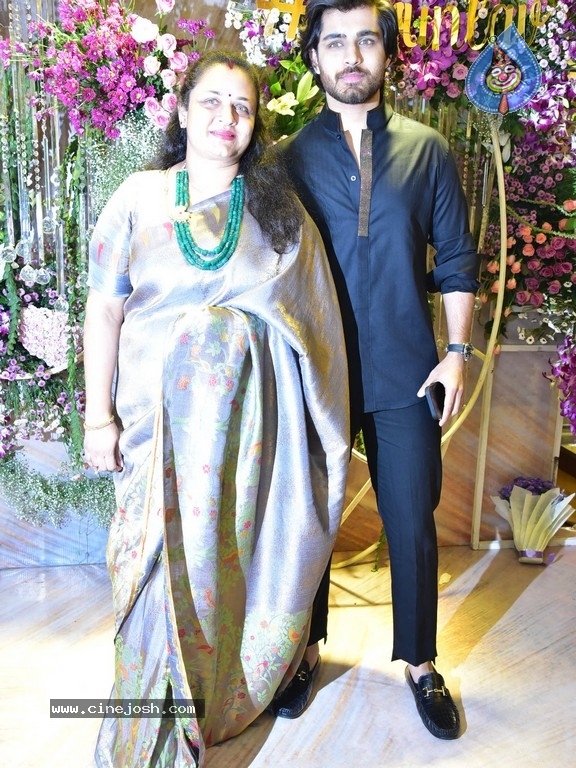 Varun-Lavanya Reception Photos - 3 / 148 photos