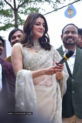 Kajal Launches Devi Pavitra Gold & Diamond Store  - 18 of 21