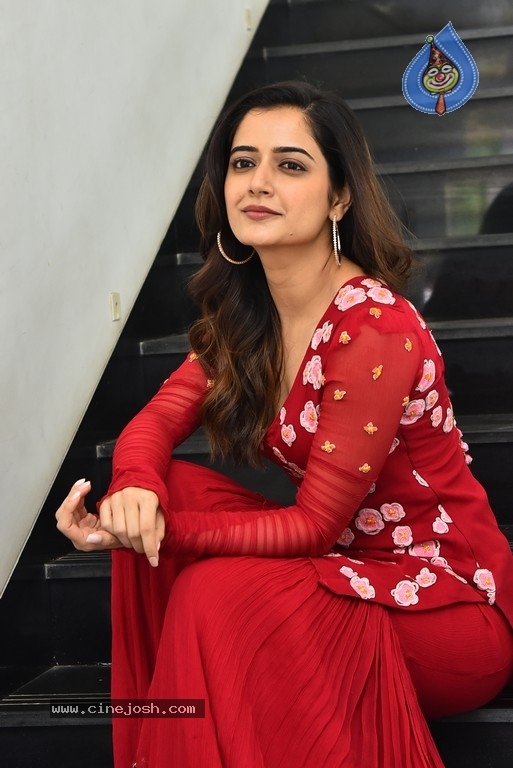 Ashika Ranganath Photos - 21 / 21 photos