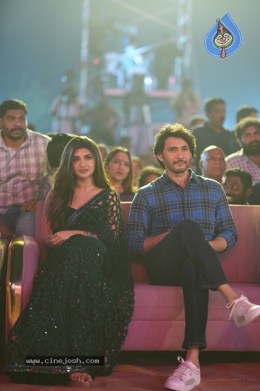 Guntur Kaaram Pre Release Event - 3 / 21 photos