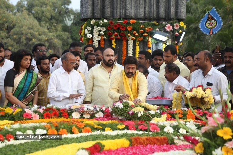 Nandhamuri Heros at NTR 28th Death Anniversary - 5 / 58 photos
