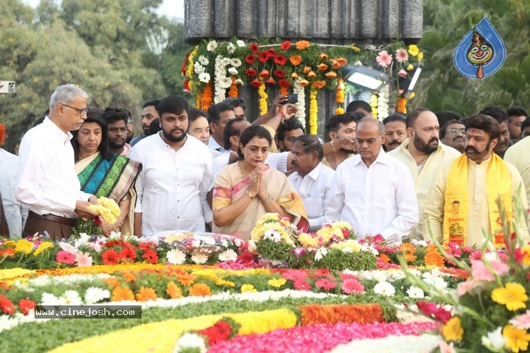 Nandhamuri Heros at NTR 28th Death Anniversary - 9 / 58 photos
