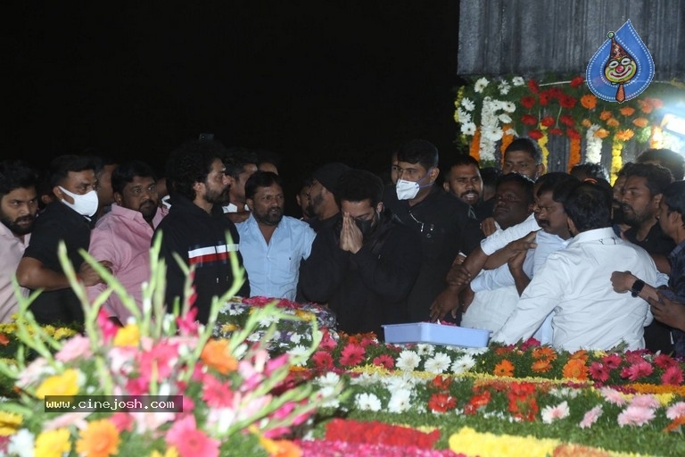 Nandhamuri Heros at NTR 28th Death Anniversary - 51 / 58 photos