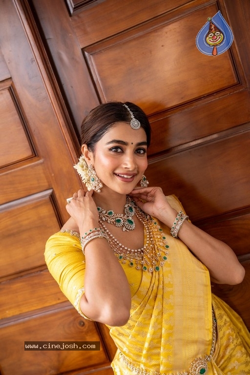 Pooja Hegde Photos - 14 / 16 photos