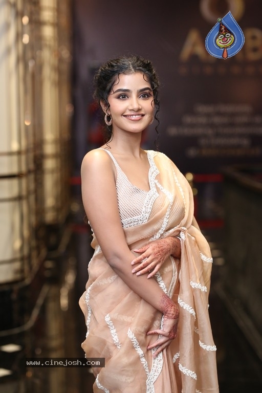 Anupama Parameswaran Photos - 7 / 19 photos