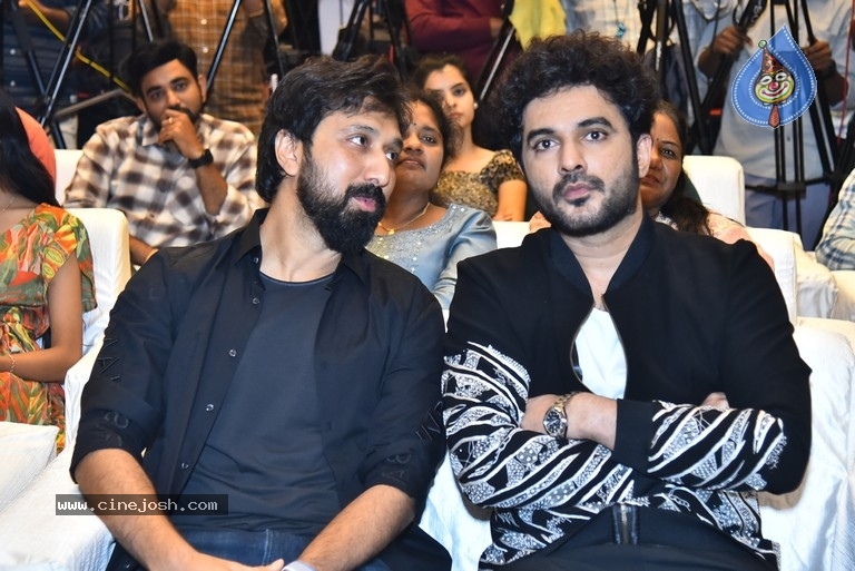 Tillu Square Pre Release Event - 4 / 21 photos