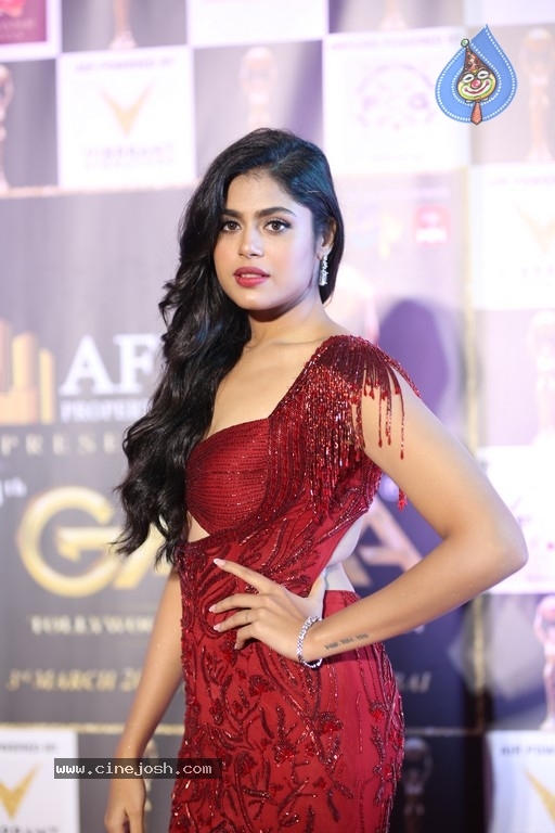 Gama Awards In Dubai - 30 / 35 photos