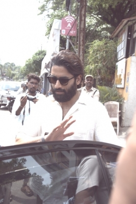 Celebrities Cast Their Vote - 12 of 38