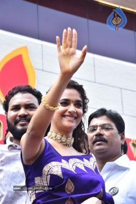 Keerthy Suresh Launches Mangalya Shopping Mall - 4 of 20