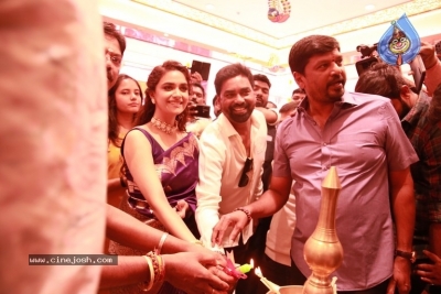 Keerthy Suresh Launches Mangalya Shopping Mall - 16 of 20
