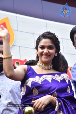 Keerthy Suresh Launches Mangalya Shopping Mall - 18 of 20