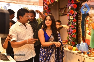 Samyuktha Launched Maangalya Shopping mall - 3 of 42