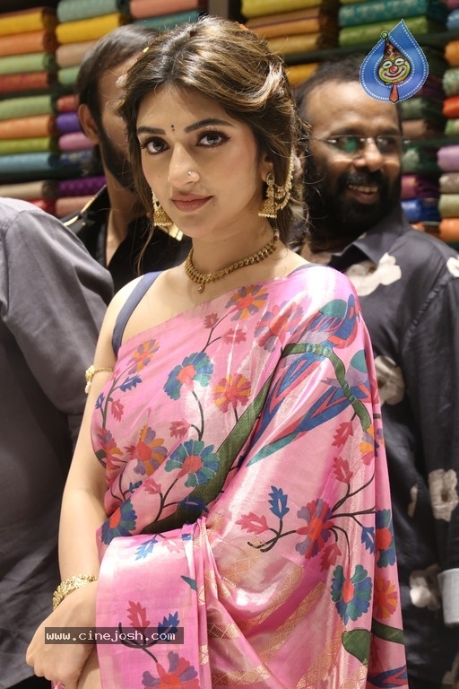 Sreeleela Launches Mangalya Shopping Mall - 8 / 30 photos