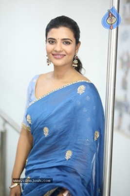 Aishwarya Rajesh Pics - 9 of 18
