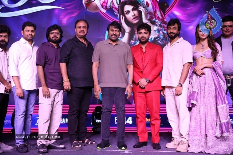 Laila Pre Release Event - 18 / 43 photos