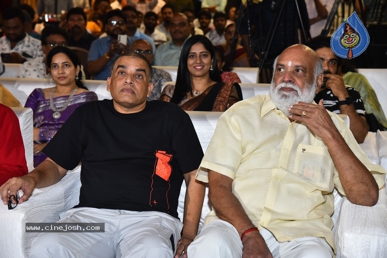 Sankranthiki Vasthunam Victory Veduka - 8 / 56 photos