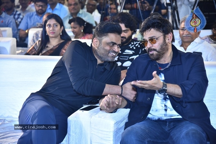 Sankranthiki Vasthunam Victory Veduka - 35 / 56 photos