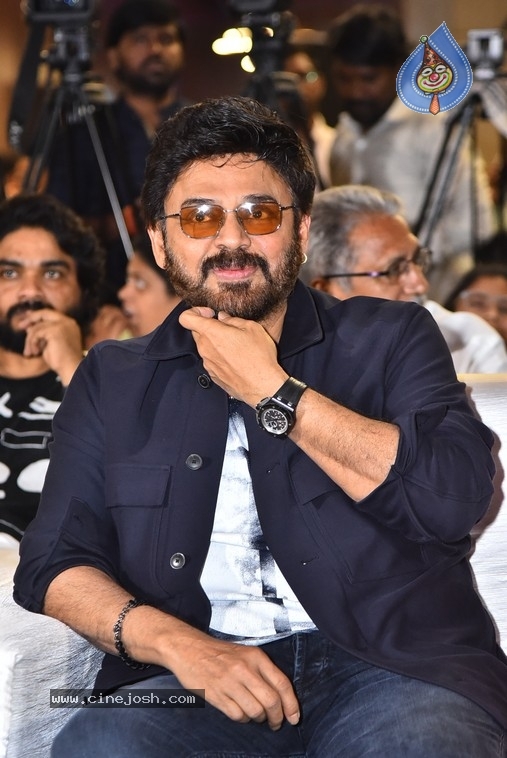 Sankranthiki Vasthunam Victory Veduka - 36 / 56 photos