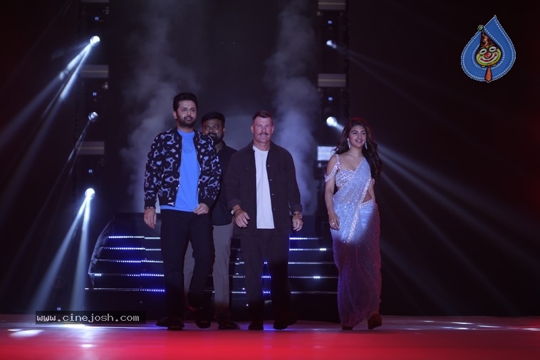 Robinhood Trailer Launch  - 13 / 25 photos