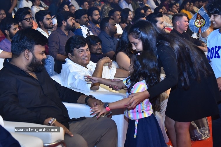 Robinhood Trailer Launch  - 17 / 25 photos