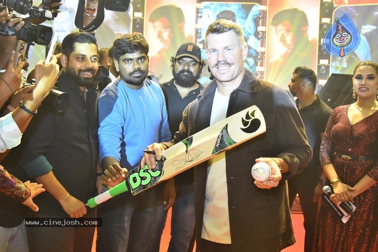 Robinhood Trailer Launch  - 18 / 25 photos