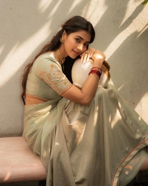 Pooja Hegde Photos - 5 / 19 photos