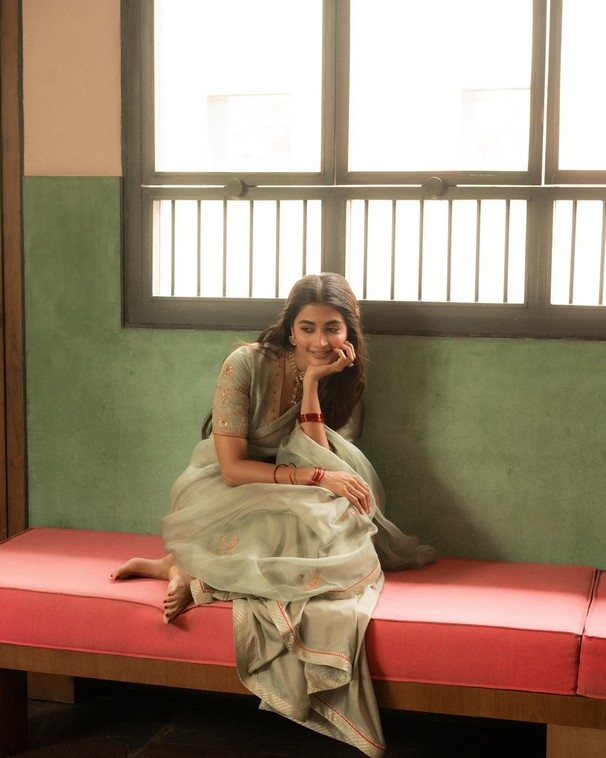 Pooja Hegde Photos - 6 / 19 photos