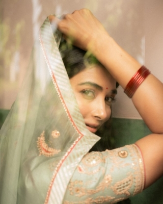 Pooja Hegde Photos - 13 of 19