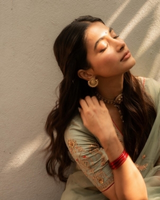 Pooja Hegde Photos - 18 of 19