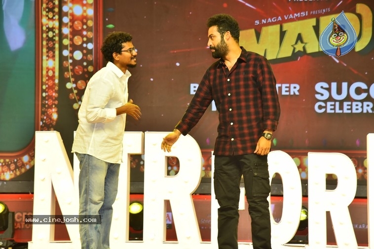 Mad Square SM - 11 / 63 photos