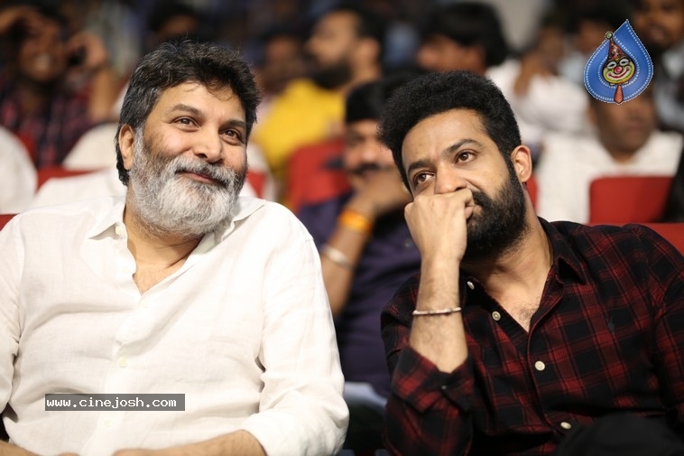 Mad Square SM - 17 / 63 photos