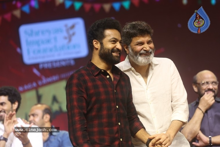 Mad Square SM - 41 / 63 photos