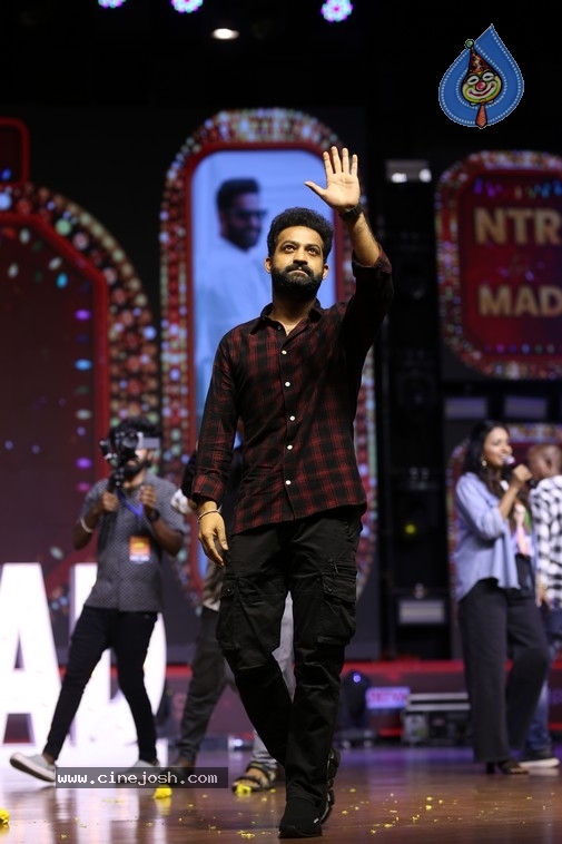 Mad Square SM - 47 / 63 photos