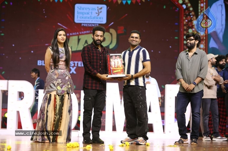 Mad Square SM - 54 / 63 photos