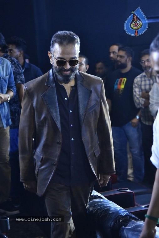 Thug Life Movie Event - 30 / 31 photos