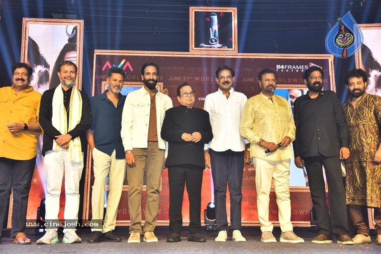 Kannappa Pre Release Event - 17 / 59 photos