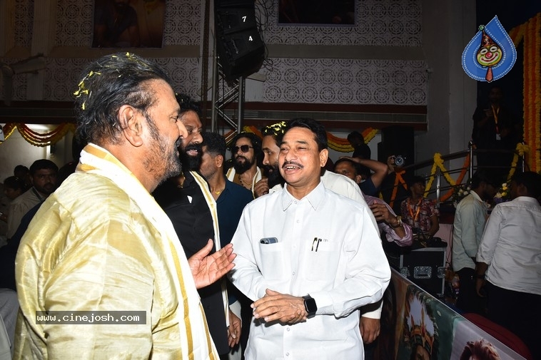 Kannappa Pre Release Event - 20 / 59 photos