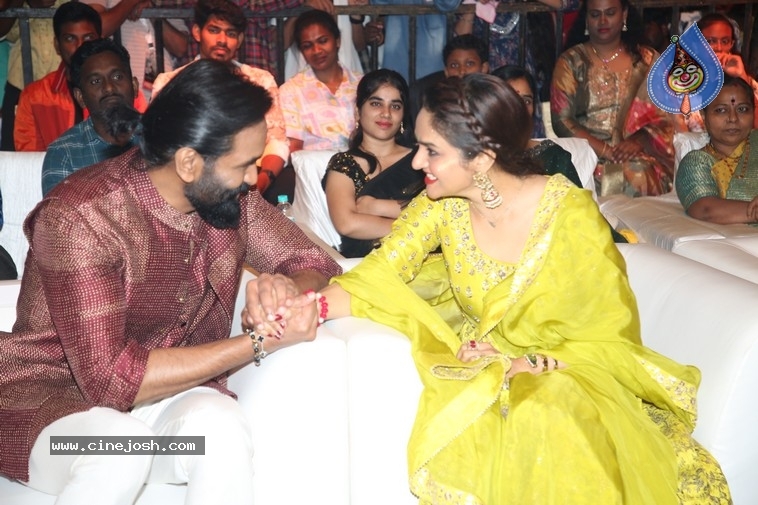 Kannappa Pre Release Event - 14 / 21 photos