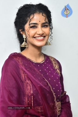 Anupama Parameswaran - 1 of 21